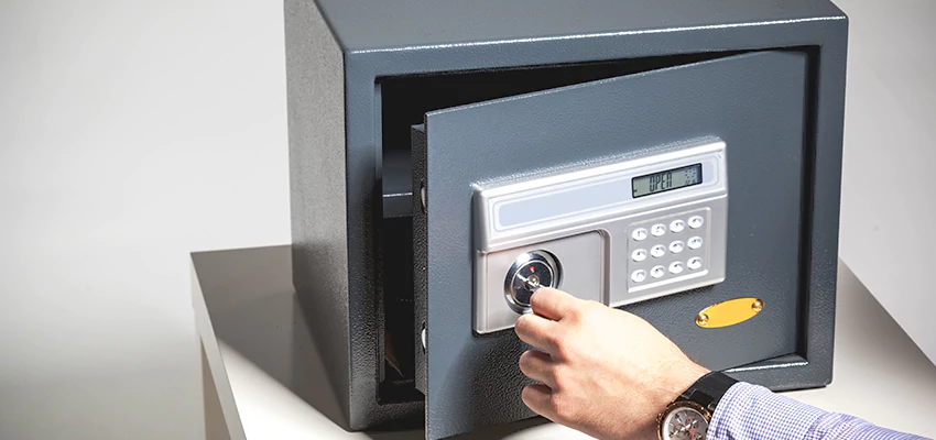 Jewelry Safe Unlocking Service in West Chicago, Illinois