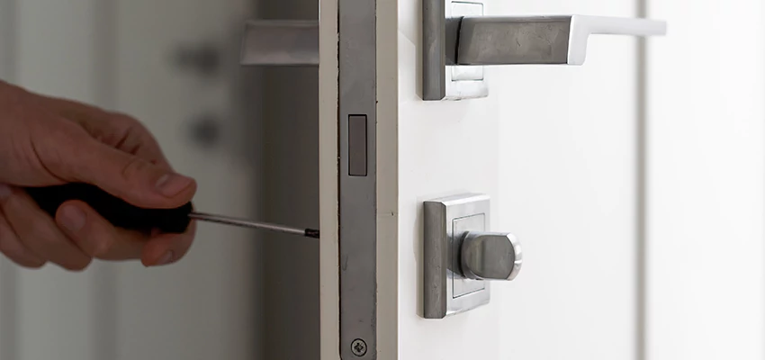 Key Programming Locksmith Open Now in West Chicago, Illinois